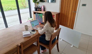 Panneau chauffant portable Herschel dans la maison