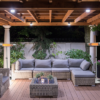 Argent California sur pied pour chauffer le patio extérieur