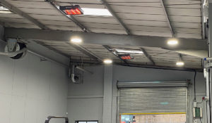 Vulcan Heater dans un grand atelier chez Kubota UK