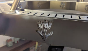 Mini radiateur infrarouge Halo avec éclairage installé dans la maison d'un client