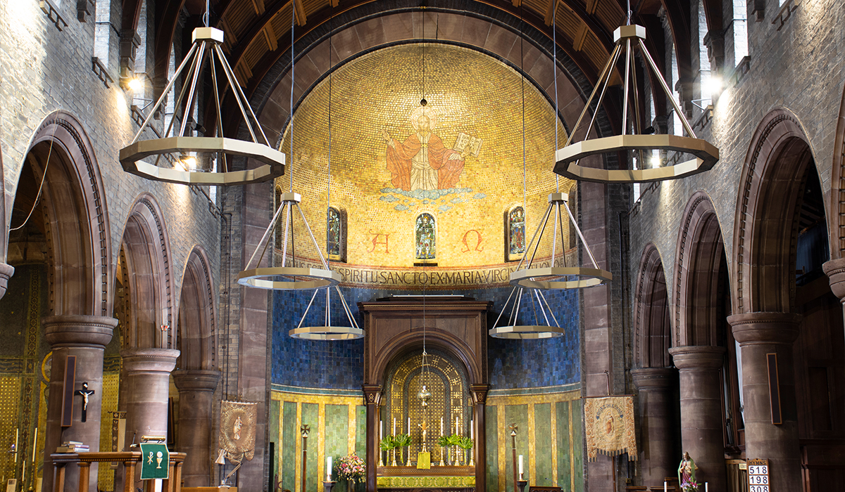 6x Halos lady chapel