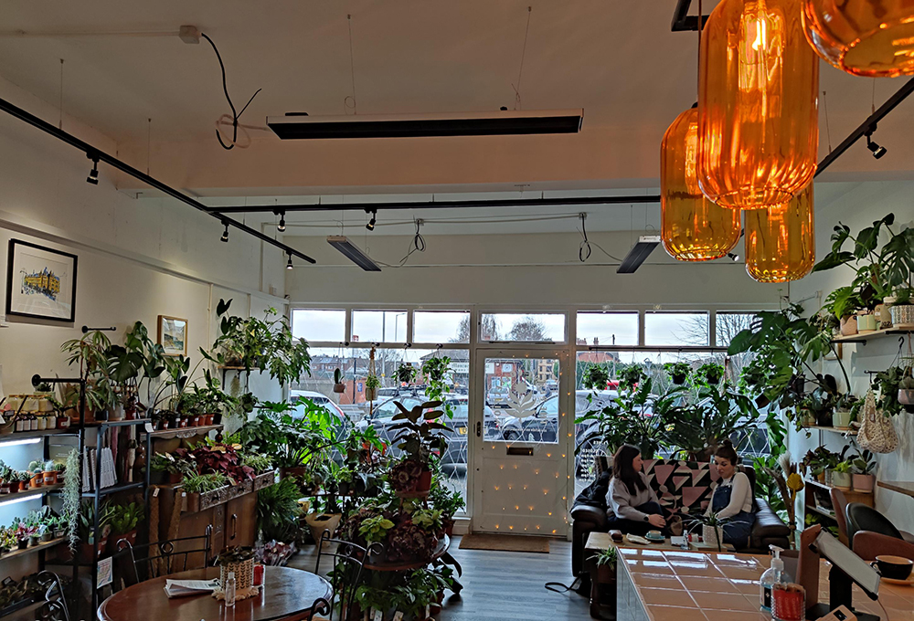 Chauffage de sommet pour le chauffage des cafés