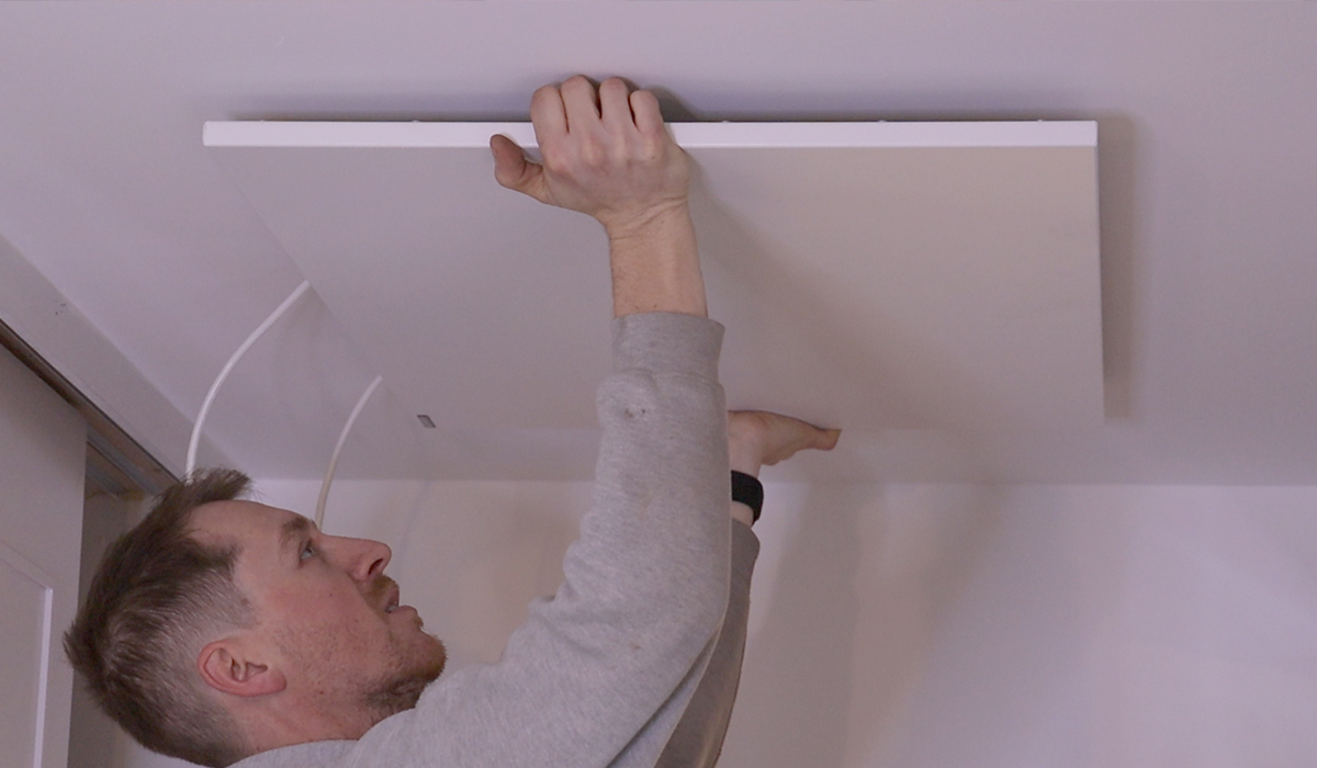 Installation d’un panneau Comfort au plafond