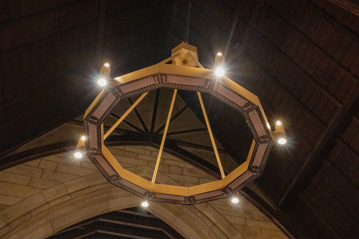 Des halos installés dans une église écossaise
